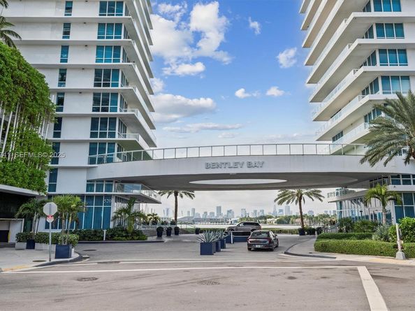 520 West Ave 1701, Miami Beach FL 33139