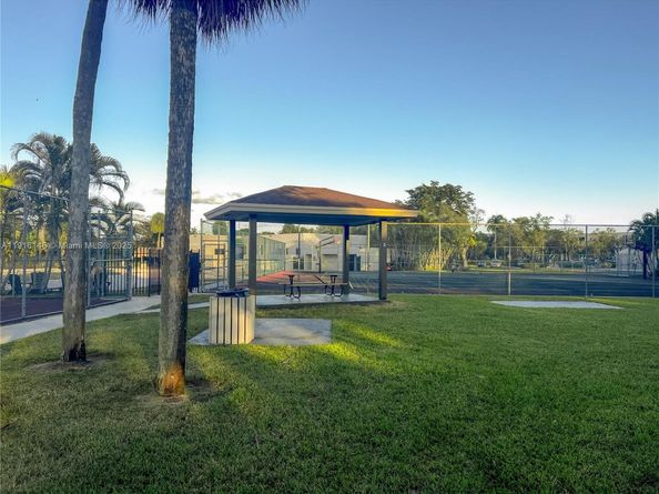 8600 SW 133rd Ave Rd 401, Miami FL 33183