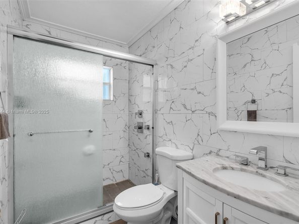 4801 Harrison St, Hollywood FL 33021