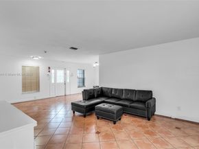 4801 Harrison St, Hollywood FL 33021
