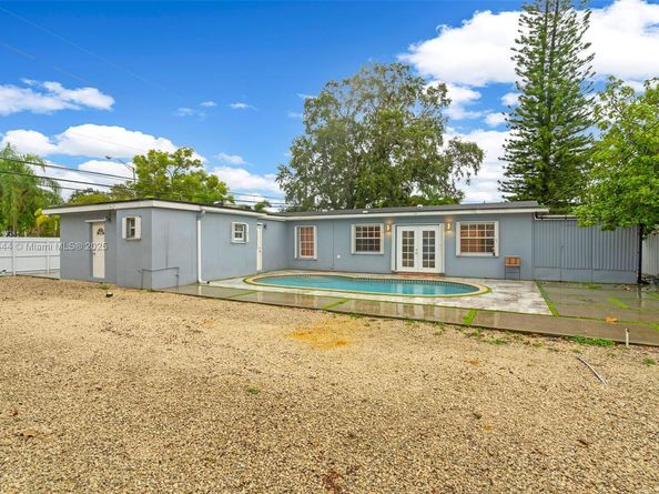 4801 Harrison St, Hollywood FL 33021