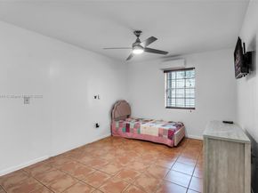 4801 Harrison St, Hollywood FL 33021