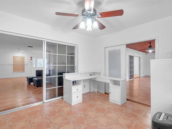 4801 Harrison St, Hollywood FL 33021