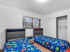 4801 Harrison St, Hollywood FL 33021