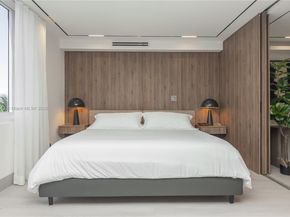 2301 Collins Ave 432, Miami Beach FL 33139