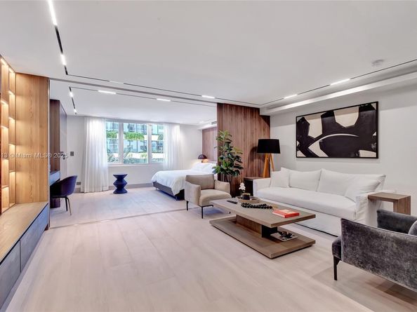 2301 Collins Ave 432, Miami Beach FL 33139