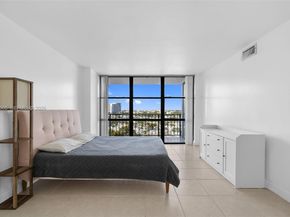 1000 Parkview Dr 1001, Hallandale Beach FL 33009