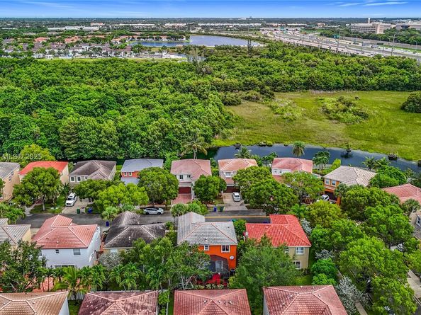 15540 SW 49th Ct, Miramar FL 33027