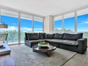 16385 Biscayne Blvd 421, North Miami Beach FL 33160