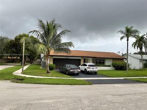 9631 NW 42nd Ct, Sunrise FL 33351