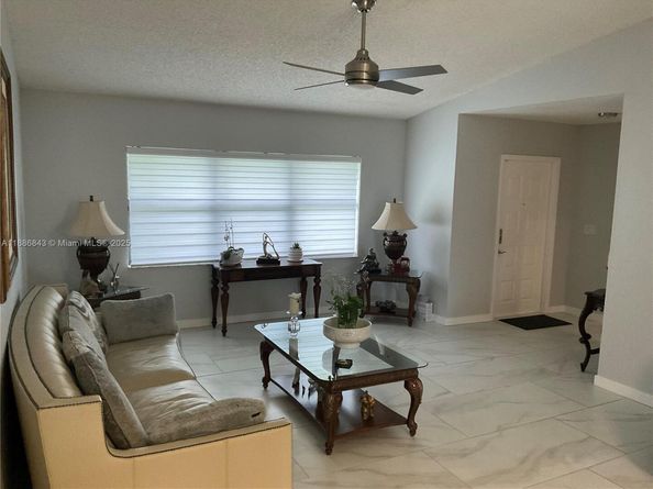 9631 NW 42nd Ct, Sunrise FL 33351