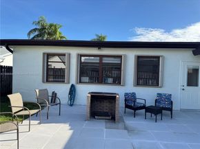 9631 NW 42nd Ct, Sunrise FL 33351