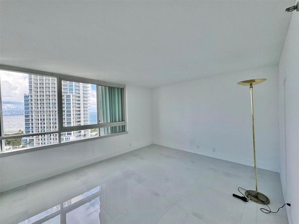 400 S Pointe Dr 1610, Miami Beach FL 33139
