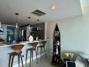 2950 NE 188th St 406, Aventura FL 33180