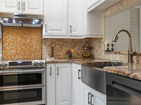 19994 NE 5th Ct 3C, Miami FL 33179