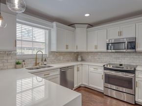 3080 Carysfort Ln, Margate FL 33063