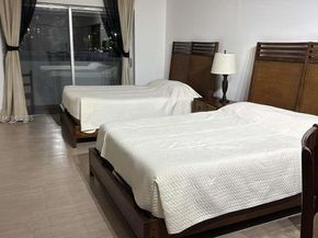 500 Bayview Dr 125, Sunny Isles Beach FL 33160