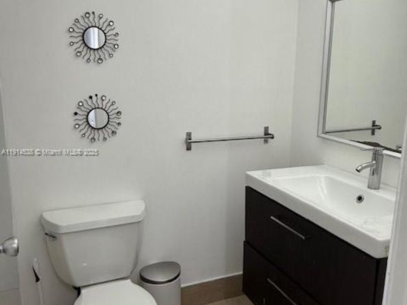 500 Bayview Dr 125, Sunny Isles Beach FL 33160