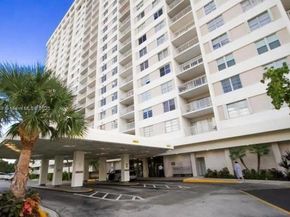 500 Bayview Dr 125, Sunny Isles Beach FL 33160