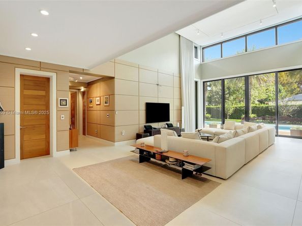 128 NE 94th St, Miami Shores FL 33138