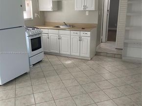 618 30th St, West Palm Beach FL 33407
