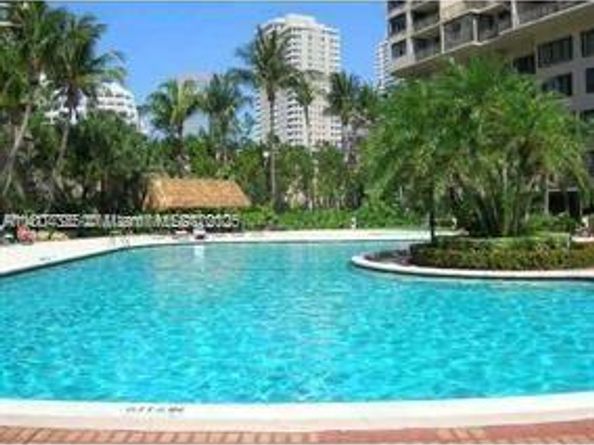 540 Brickell Key Dr 302, Miami FL 33131
