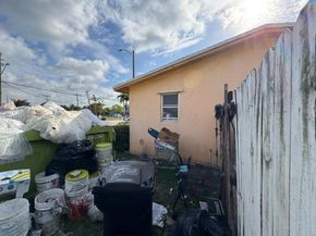1402 NW 19th St, Fort Lauderdale FL 33311