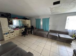 1402 NW 19th St, Fort Lauderdale FL 33311
