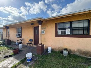 1402 NW 19th St, Fort Lauderdale FL 33311