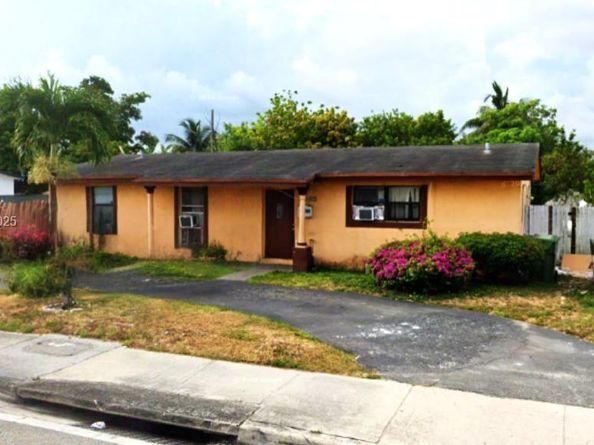 1402 NW 19th St, Fort Lauderdale FL 33311