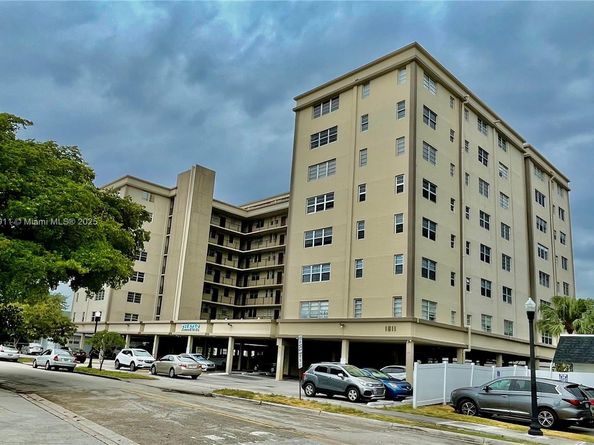 1811 Jefferson St 708, Hollywood FL 33020