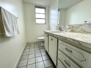 1811 Jefferson St 708, Hollywood FL 33020