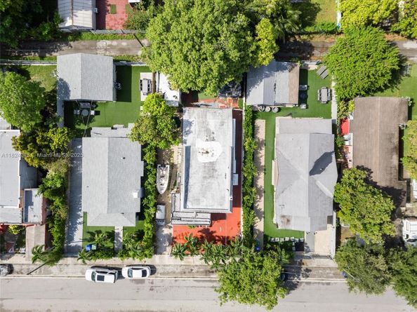 50 NW 34th Ter, Miami FL 33127