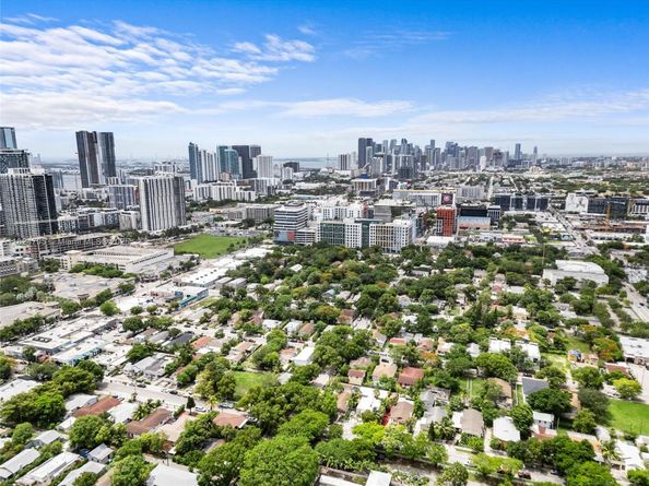 50 NW 34th Ter, Miami FL 33127