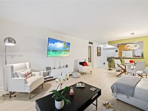 424 SE 10th St 104, Dania Beach FL 33004
