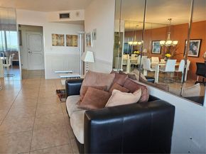 3200 NE 36 Street 1214, Fort Lauderdale FL 33308