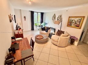2630 SW 28th St 34, Miami FL 33133