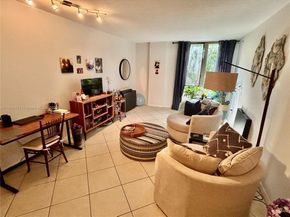 2630 SW 28th St 34, Miami FL 33133