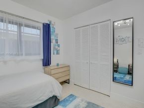 1700 SW 20th St, Fort Lauderdale FL 33315