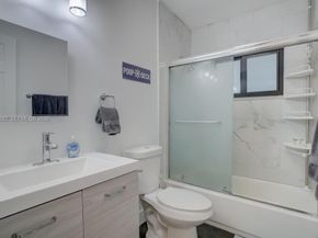 1700 SW 20th St, Fort Lauderdale FL 33315