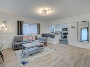 1700 SW 20th St, Fort Lauderdale FL 33315