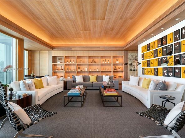 2627 S Bayshore Dr 3201, Miami FL 33133