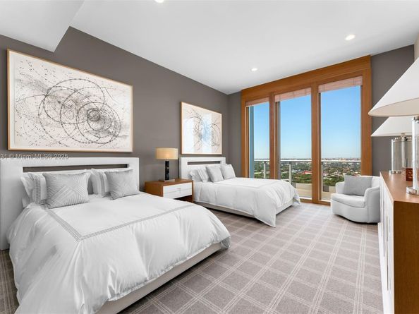 2627 S Bayshore Dr 3201, Miami FL 33133