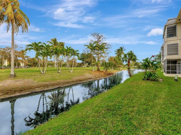 4411 NW 16th St F107, Lauderhill FL 33313