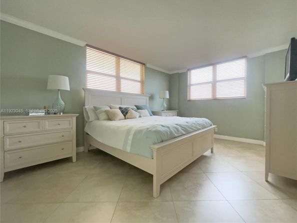 4250 Galt Ocean Dr 3T, Fort Lauderdale FL 33308