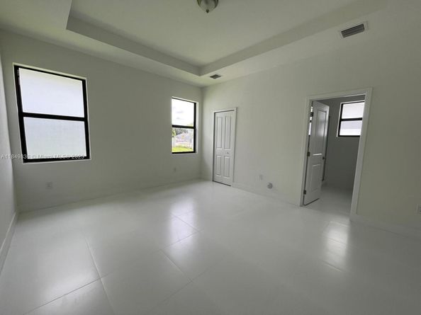 19447 SW 124th Ct, Miami FL 33177