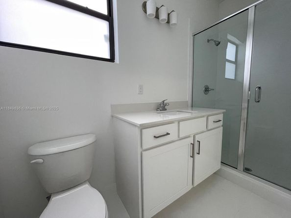19447 SW 124th Ct, Miami FL 33177