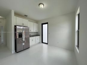 19447 SW 124th Ct, Miami FL 33177