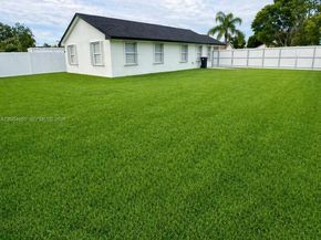 22722 SW 114th Pl, Miami FL 33170