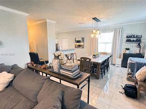 280 NE 35th St, Oakland Park FL 33334